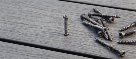 Cobra® WPC coloured stainless steel screws for composite decks - Fiberdeck