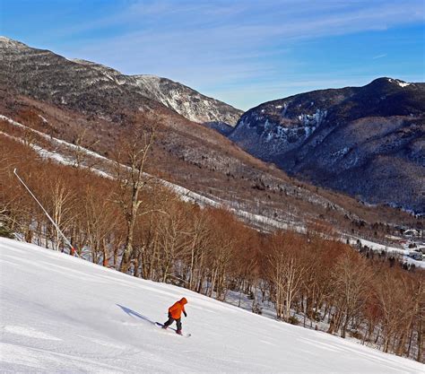 Stowe Mountain Resort | Ski Trip Deals, Snow Quality, Forecast