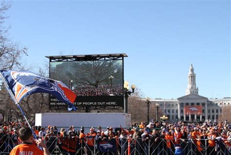 LED Screen rental for outdoor events - Mobile View Screens