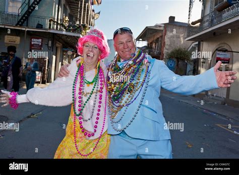 Partying and costumes in French Quarter, Mardi Gras, New Orleans ...