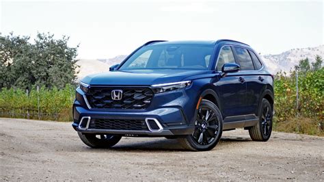 2023 Honda CR-V Review: Same old practicality, newfound style - Autoblog