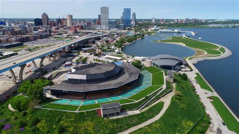 Summerfest in Milwaukee exploring possible 2020 events in parking lots