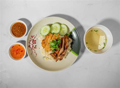 Kaow Man Kai Tae Chio delivery near you in Phrae| foodpanda