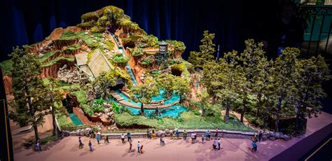 PHOTOS & VIDEO: Tiana's Bayou Adventure Model Reveals Reimagined Splash Mountain - Disney ...