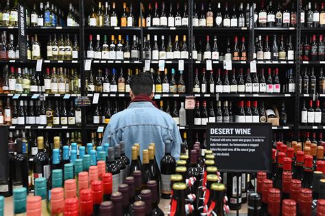 When are liquor stores open on New Year’s Eve and New Year's Day? | The US Sun