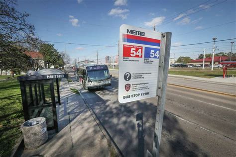 Houston Metro plans major upgrades for 2 bus routes, gives buses ...