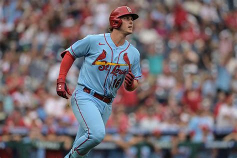 Cardinals bring back powder-blue uniforms - oggsync.com