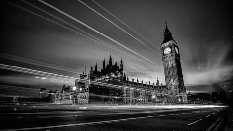 london black and white - Google keresés | White wallpaper, London wallpaper, Black and white ...