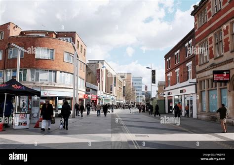 Slough high street hi-res stock photography and images - Alamy