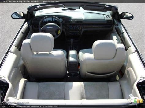 Light Taupe Interior Photo for the 2006 Chrysler Sebring Limited ...