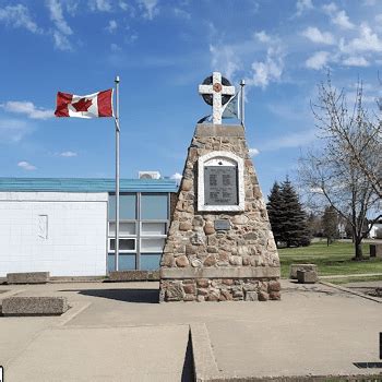 Westlock Cenotaph Park - Westlock | Alberta - 1000 Towns of Canada