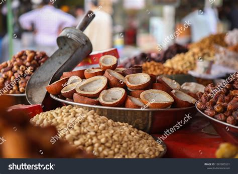 Different Types Varieties Raisins Trays Sale Stock Photo 1381805531 ...