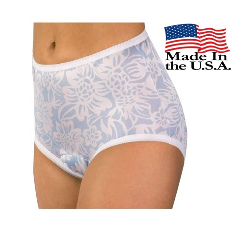 1-Pack Wearever Women's Blue Floral Fancy Incontinence Panties ...