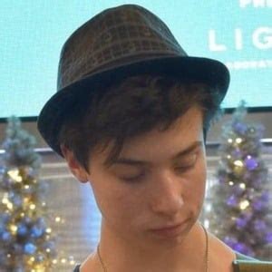 Adam Jones (Guitarist) - Age, Family, Bio | Famous Birthdays