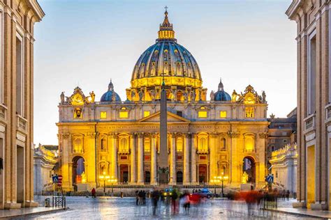 St. Peter's Basilica ️ 4 Secret Ways to Avoid the Lines