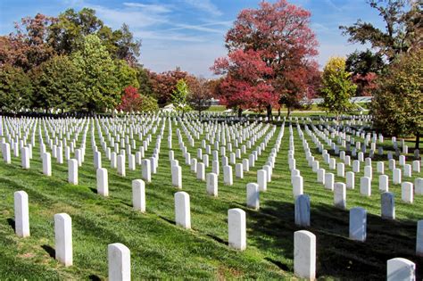 Arlington National Cemetery easing COVID-19 restrictions ahead of ...