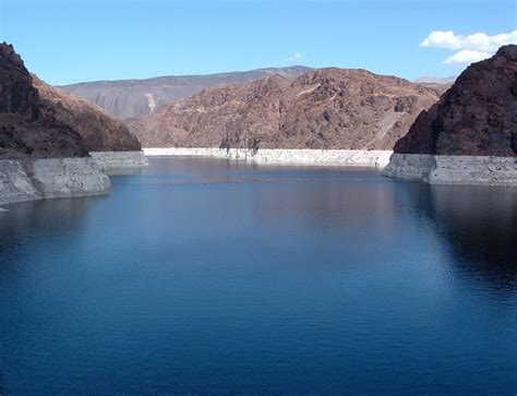 Due To Summer Heat, Some Lake Mead Hiking Trails Are Closing