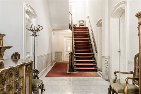 Property of the week: a canal district house in Amsterdam