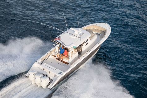 Pursuit Boats - S 368 SPORT | Boat, Deck boat, Fishing boats