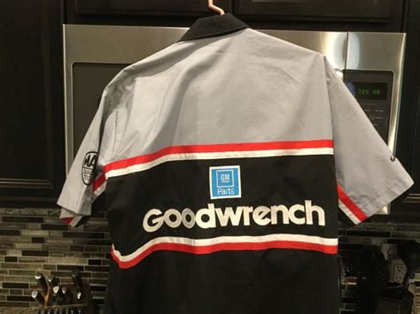 NASCAR Goodwrench pit crew uniform - Race Used 360