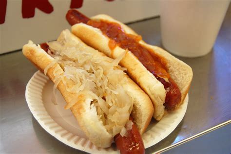 Gray's Papaya Hot Dogs | This was part of the Recession Spec… | Flickr