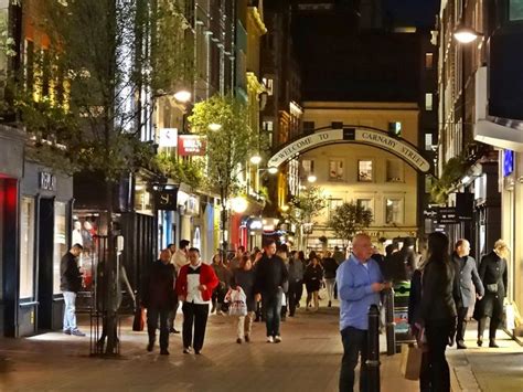 Carnaby Street London - Shops, Pubs & Rock & Roll