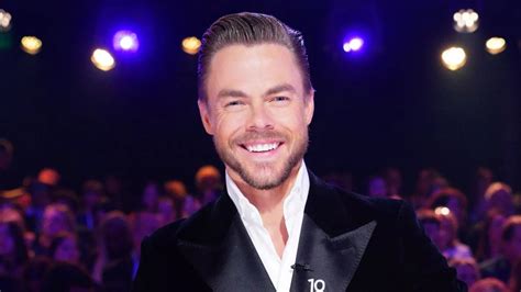 DWTS judge Derek Hough shares upcoming 'plot twist' for this week's ...