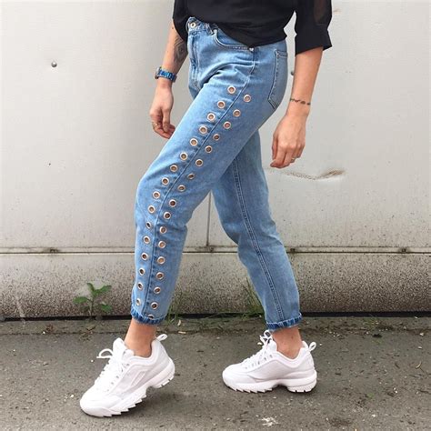 Sneakers outfit - Blue jeans and Fila Sneakers (©curly_paups) Sneaker Outfits Women, Sneakers ...