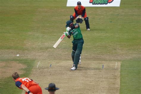 Babar Azam plays the cover drive | ESPNcricinfo.com