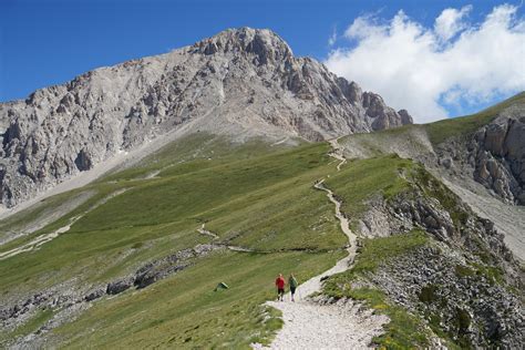 Italy’s Five Best Long Distance Hiking Trails - Falstaff