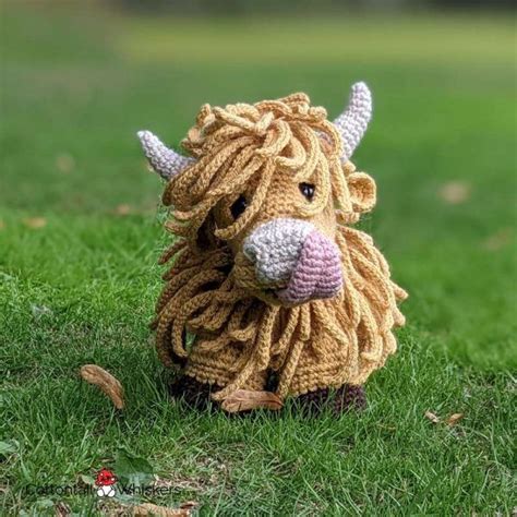 Cute Amigurumi Highland Cow Crochet Pattern | Cottontail & Whiskers | Crochet cow, Crochet ...