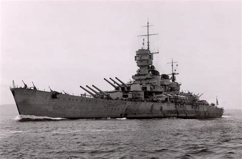 Battleship Roma [2562 x 1686] : WarshipPorn