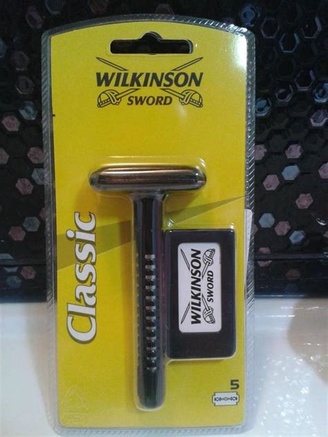 Wilkinson Sword Classic DE Safety Razor + 5 Wilkinson Blades | TheShaveDen