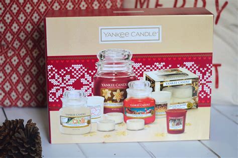 Win a Yankee Candle Christmas Gift Set | A Giveaway - ENDED | Birds and ...