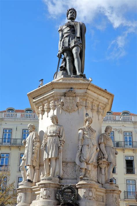 Estátua de Camoes imagem de stock. Imagem de poeta, português - 40240931