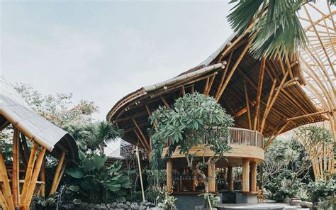 Tropical Interior & Green Architecture - StudyInBali