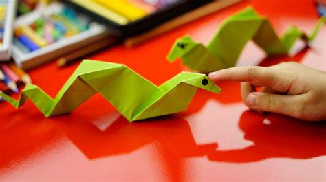 How To Fold An Origami Snake - Art For Kids Hub