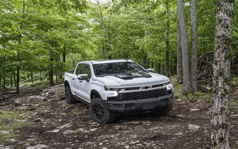 2023 Chevrolet Silverado ZR2 Bison Image. Photo 9 of 10