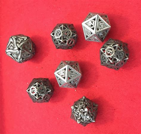 Shapeways 3D Printed Dice and Miniatures Review - Livingdice.com