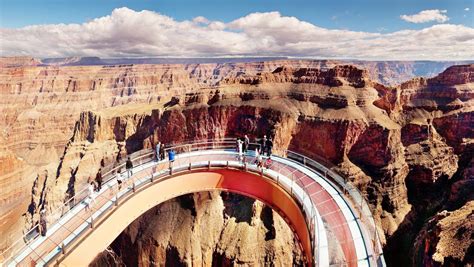 Grand Canyon, Enjoy It Over The Glass Bridge - Traveldigg.com