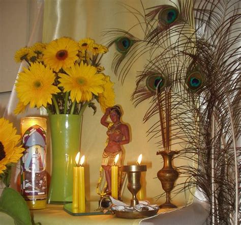 Oshun altar | Oshun offerings, Orisha oshun, Oshun