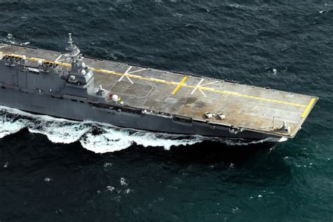 Japanese light aircraft carrier IZUMO DDH183 will operate off the US ...