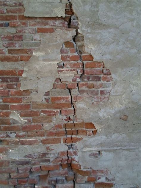 Cracked brick wall, China Alley, Hanford, California. DSMc.2012: | Old brick wall, Exposed brick ...