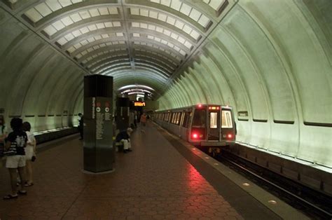 Inside the Bethesda Metro Station | Metro Bethesda interior,… | Flickr