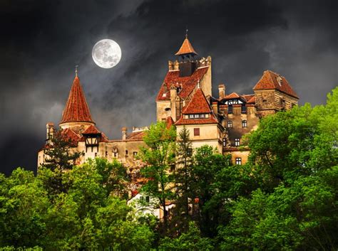 Dracula castle in Transylvania is offering free COVID-19 jabs to visitors | The Optimist Daily