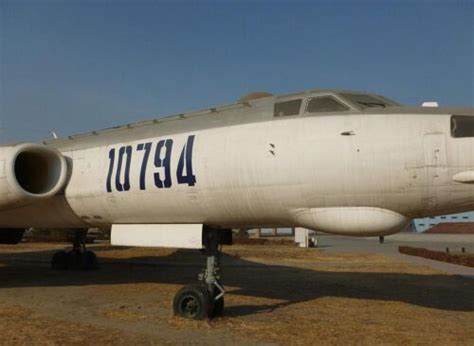 Tupolev Tu-16 Badger - Photos & Video - NET-MAQUETTES