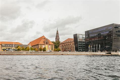 Copenhagen: Canal Cruise From Nyhavn