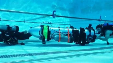 Elon Musk tweets demo of mini-submarine to rescue Thai cave boys ...