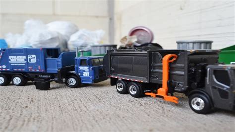 8 Photos Toy Garbage Truck Side Loader And Description - Alqu Blog