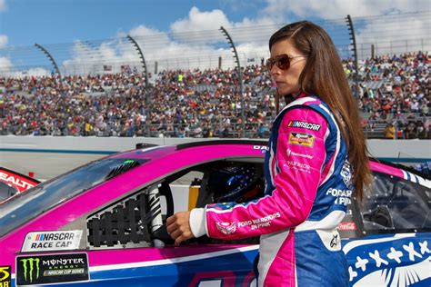 Danica Patrick still finalizing plans to race Daytona 500, Indy 500 - SBNation.com